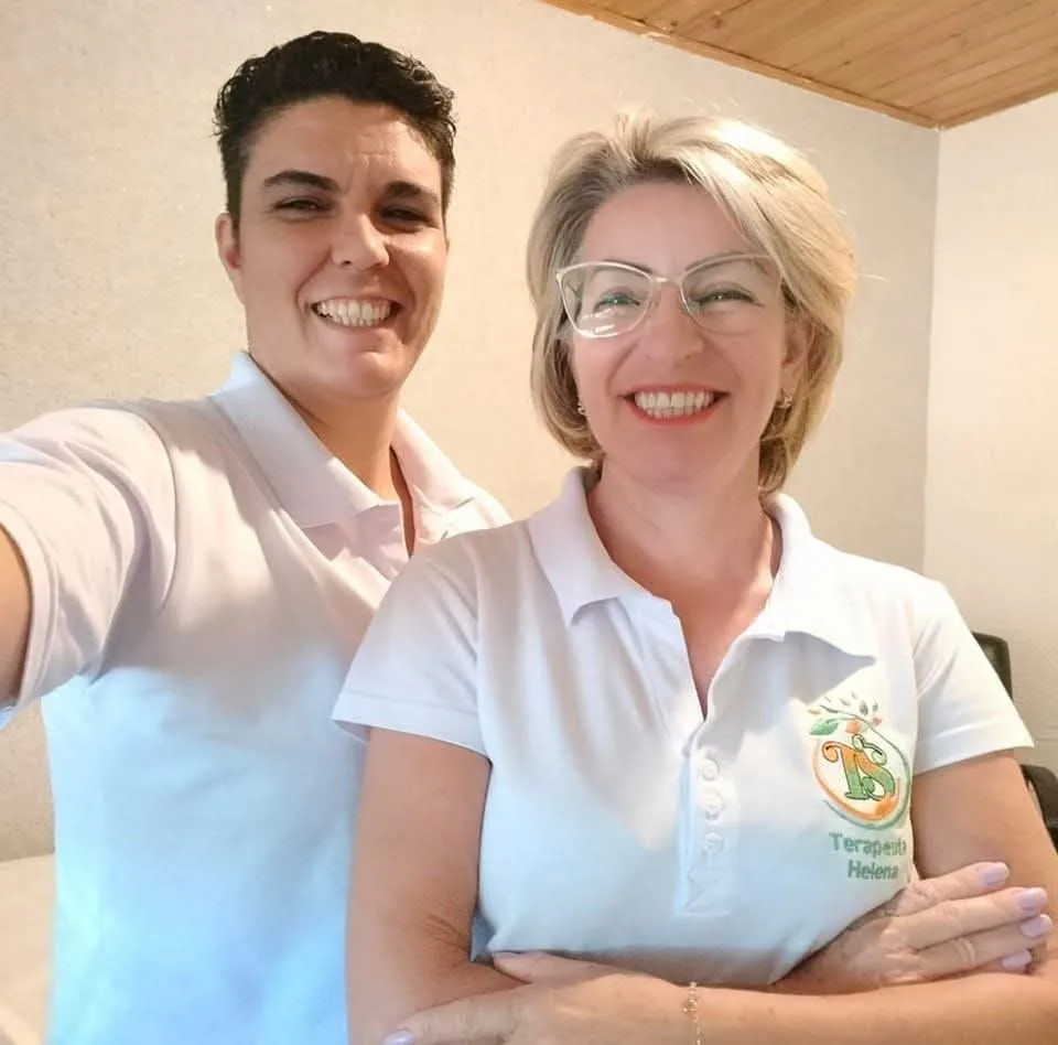 As terapeutas Helena e Patrícia no espaço Biomagnetismo TS